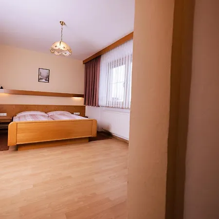 Susanna Apartmán
